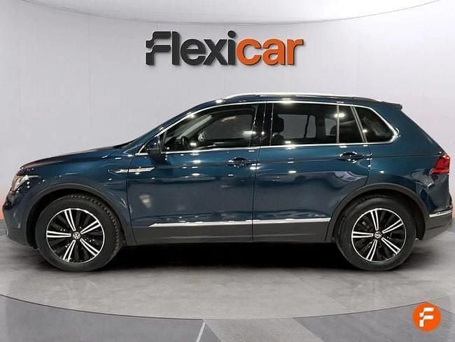 Usado VW Tiguan Life 150 CV (110 kW) 2022 Verde SUV