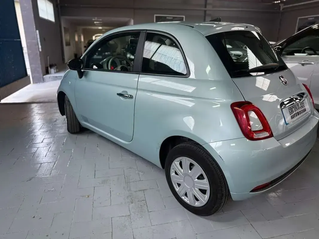 Usado Fiat 500 71 CV (52 kW) 2022 Azul Utilitario