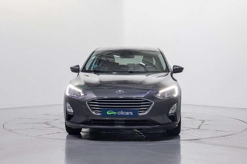 Usado Ford Focus Trend+ 125 CV (91 kW) 2019 Gris Utilitario