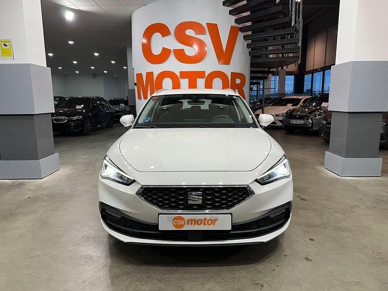 Usado Seat Leon XCELLENCE 207 CV (152 kW) 2022 Blanco Familiar