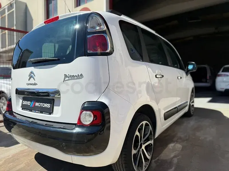 Usado Citroën C3 Picasso Feel 99 CV (72 kW) 2016 Blanco Monovolumen
