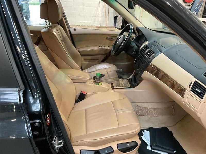 Usado BMW X3 Lifestyle 177 CV (130 kW) 2009 Negro SUV