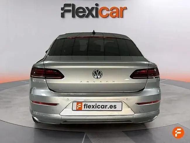 Usado VW Arteon 150 HP (110 kW) 2020 Cinzento Sedan