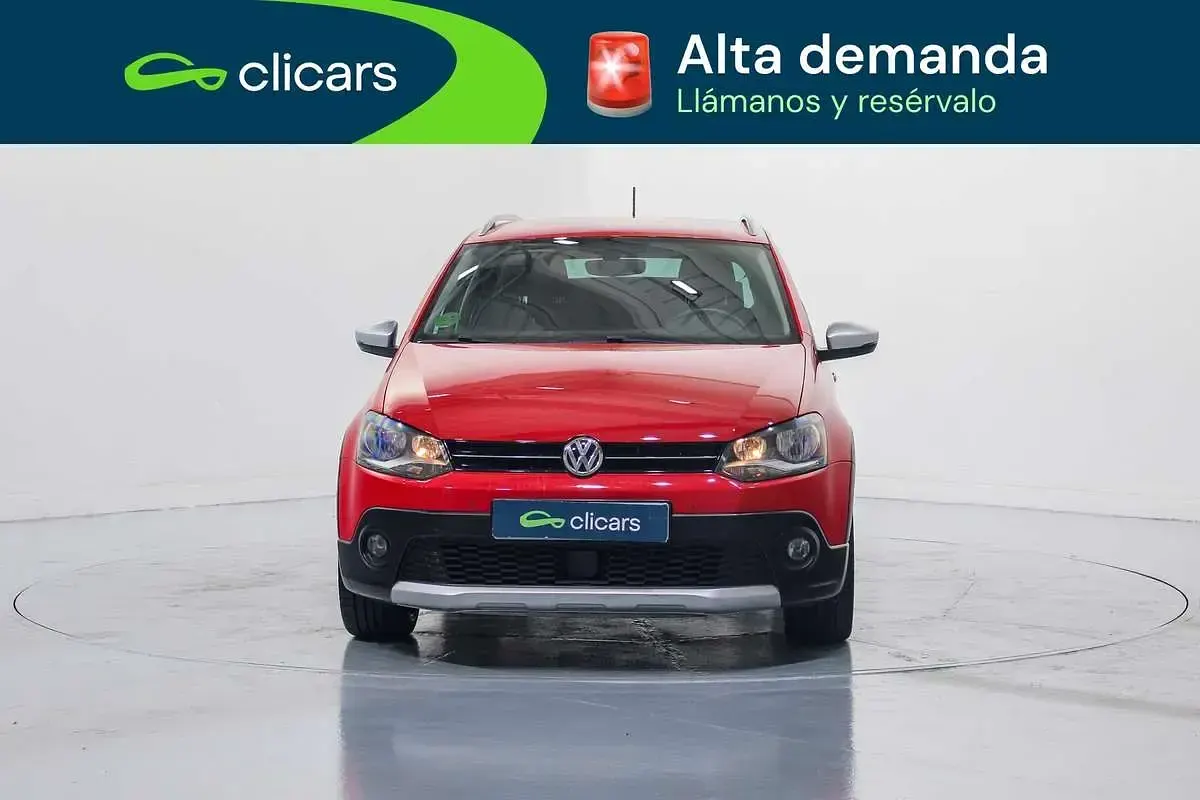 Usado VW Polo Cross 90 CV (66 kW) 2016 Rojo Utilitario