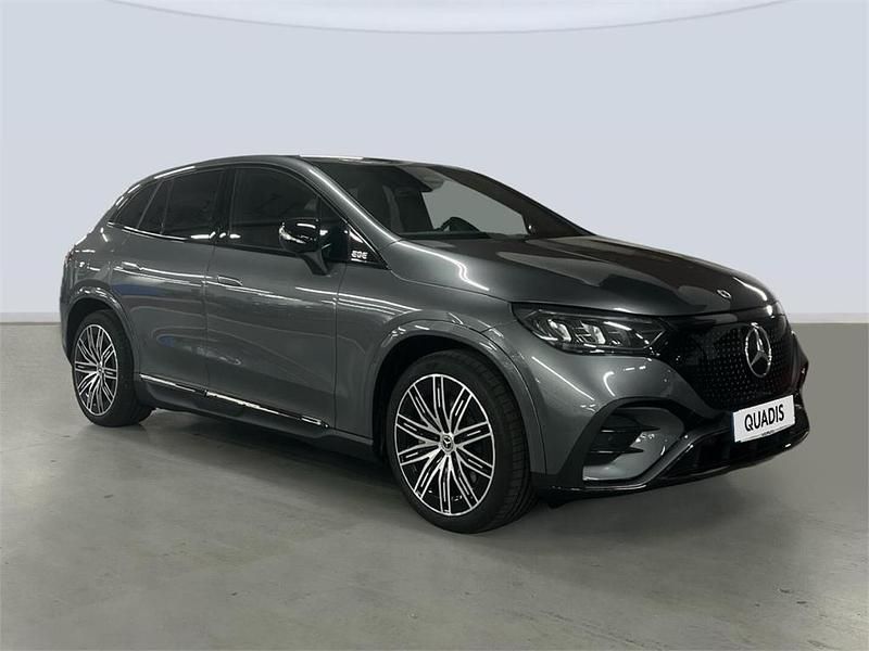 Usado Mercedes EQE350 AMG 214 kW (292 CV) 2025 Gris selenita SUV