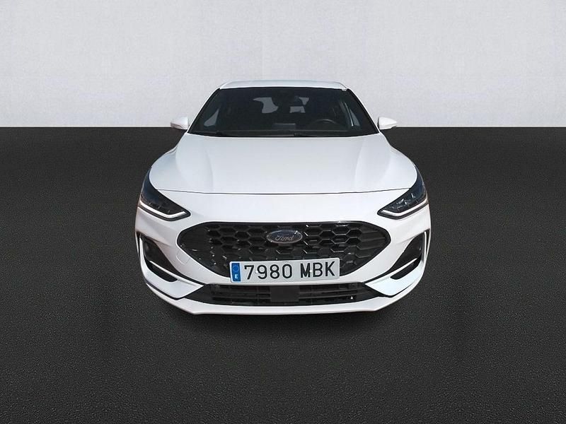 Usado Ford Focus ST-Line 125 CV (91 kW) 2022 Blanco Utilitario