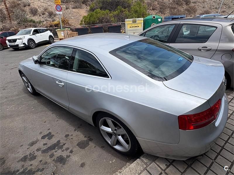 Usado Audi A5 180 CV (132 kW) 2010 Gris / plata Coupe