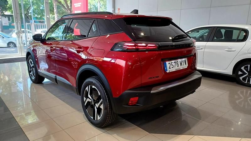 Nuevo Peugeot 2008 Allure 100 CV (73 kW) 2025 Rojo SUV