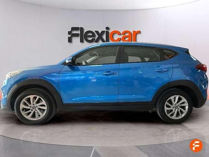 Usado Hyundai Tucson GO! 131 CV (96 kW) 2018 Azul SUV