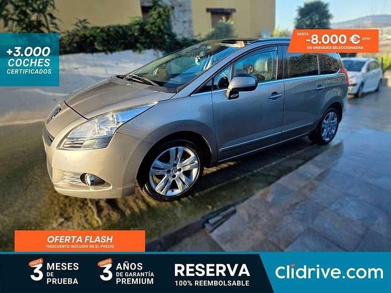 Beige Usado 2011 Peugeot 5008 Sport Monovolumen | 4790 € (Precio justo) - Imagen 1/3