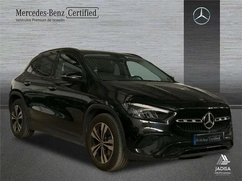 Usado Mercedes GLA200 163 CV (119 kW) 2024 SUV