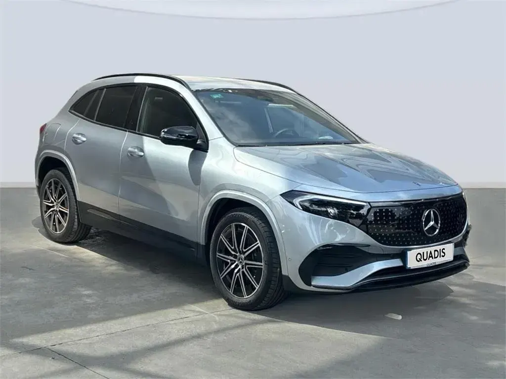 Usado Mercedes EQA250+ 139 kW (190 CV) 2026 Plata hightech SUV
