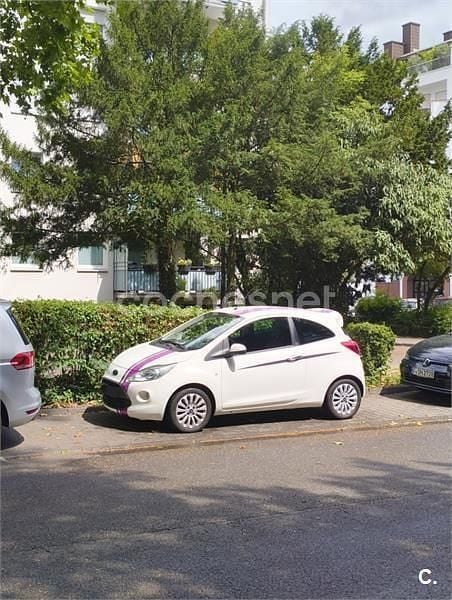 Blanco Usado 2014 Ford Ka Titanium Utilitario | 6000 € (Precio justo) - Imagen 1/3