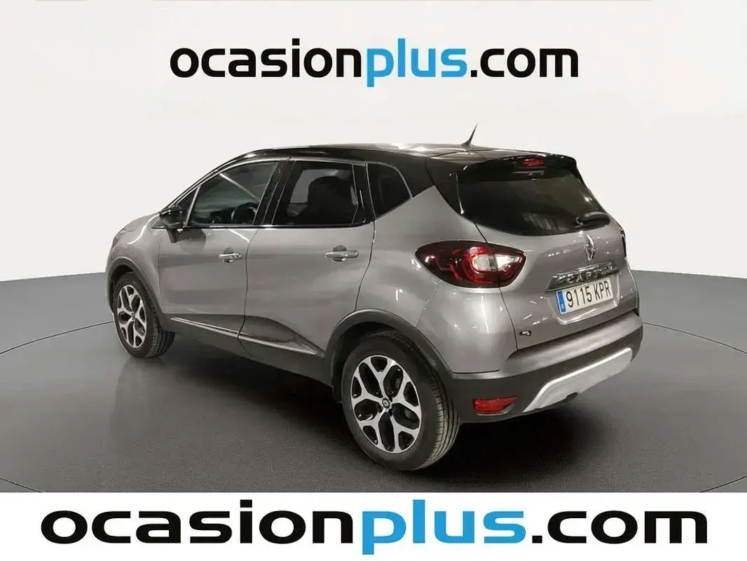 Usado Renault Captur Zen 90 CV (66 kW) 2018 Gris SUV