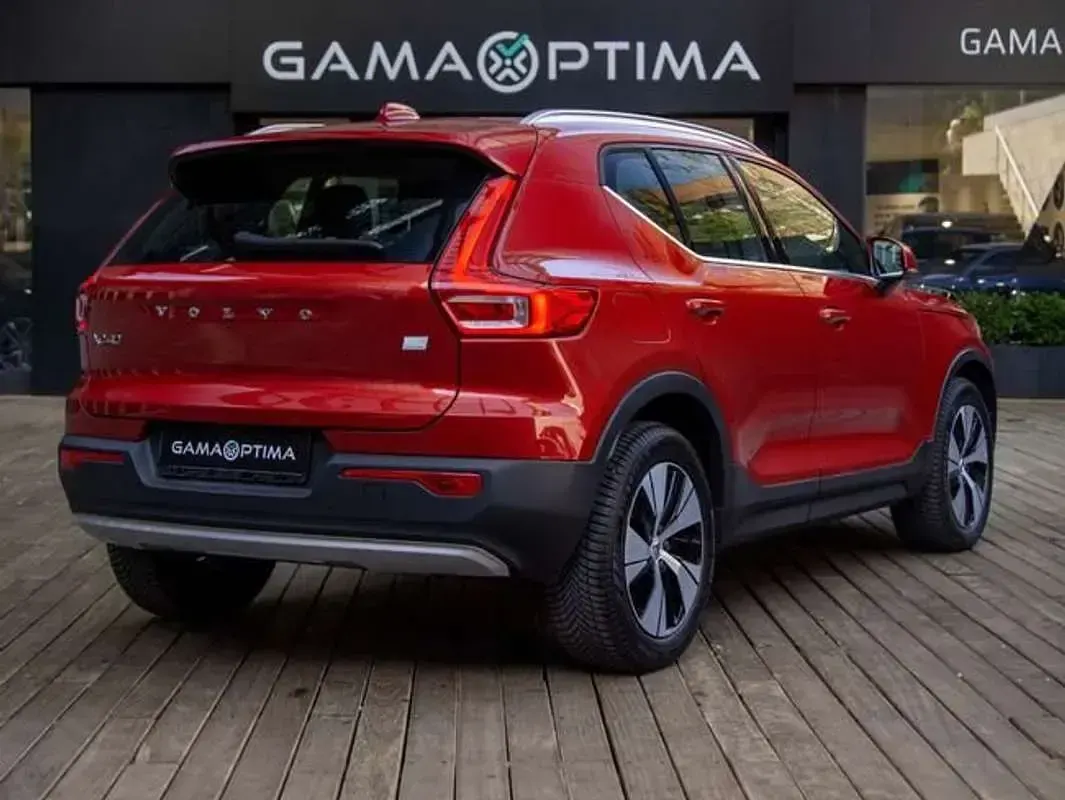 Usado Volvo XC40 Inscription 262 CV (192 kW) 2021 Rojo SUV