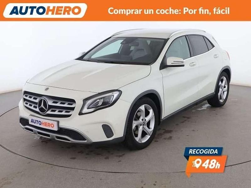 Usado Mercedes GLA200 135 CV (99 kW) 2017 Blanco SUV