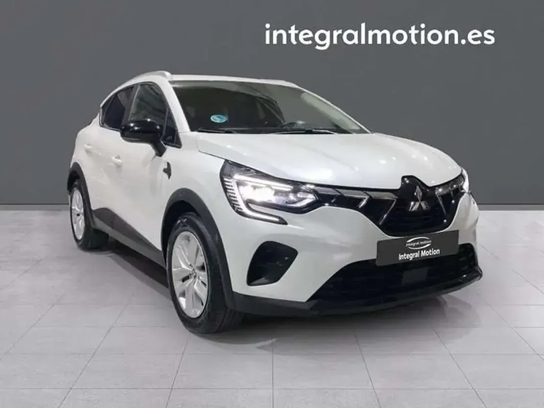 Usado Mitsubishi ASX Motion 140 CV (102 kW) 2024 Blanco SUV
