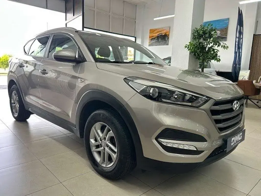 Usado Hyundai Tucson 132 CV (97 kW) 2017 Beige SUV
