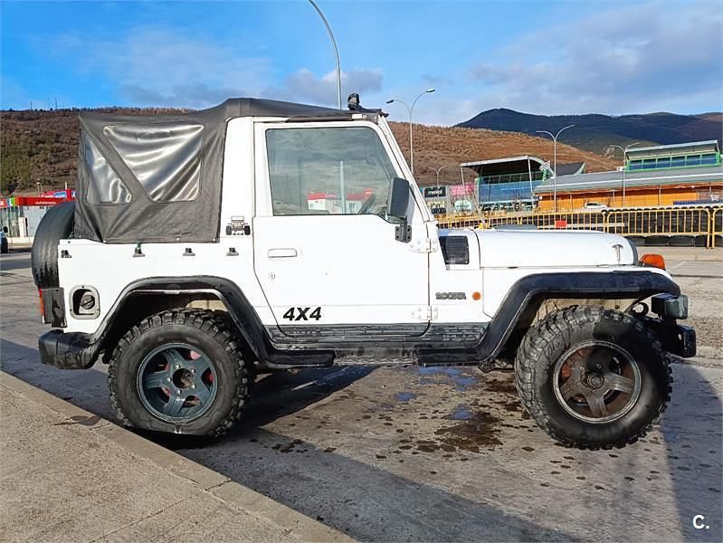 Usado Asia Motors Rocsta 72 CV (52 kW) 1993 Blanco Familiar