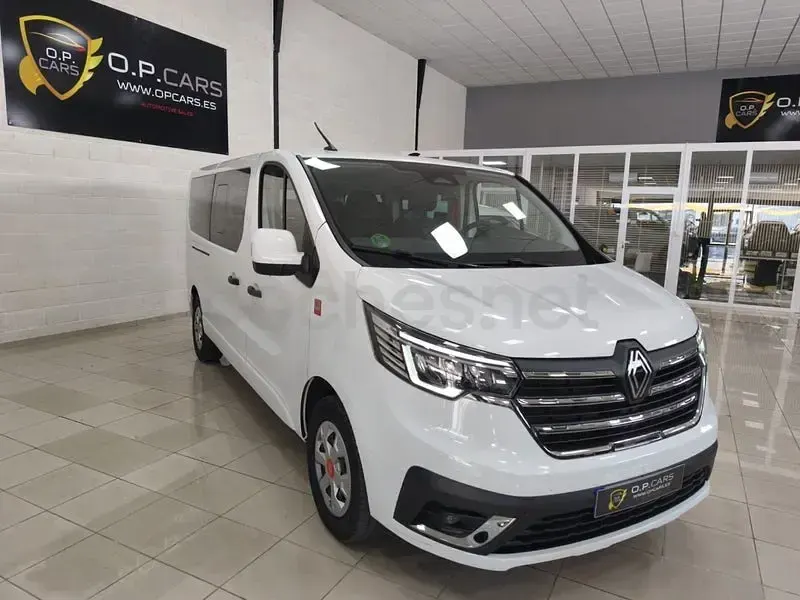 Usado Renault Trafic 150 CV (110 kW) 2025 Blanco Monovolumen