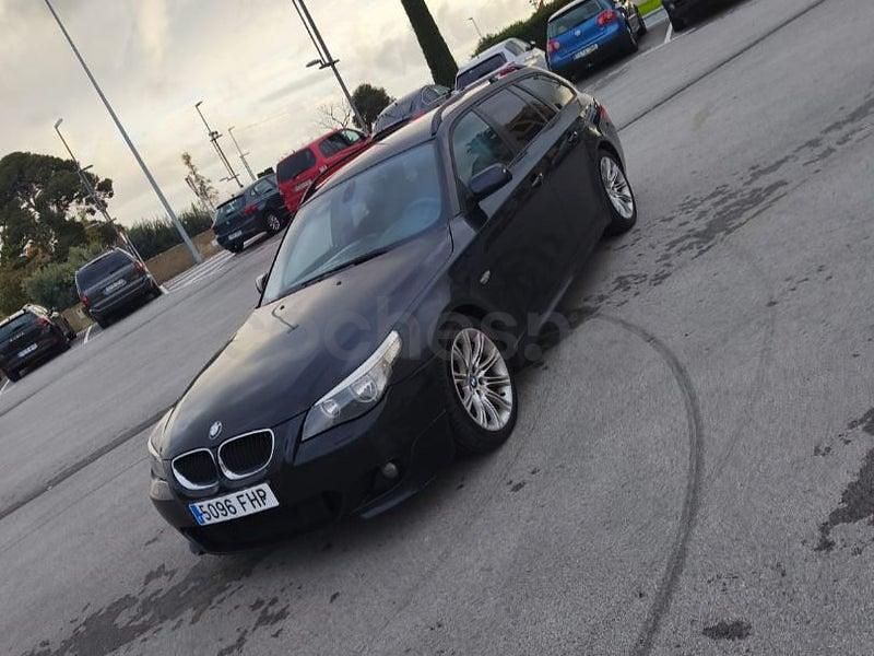 Usado BMW 520 163 CV (119 kW) 2007 Negro Familiar