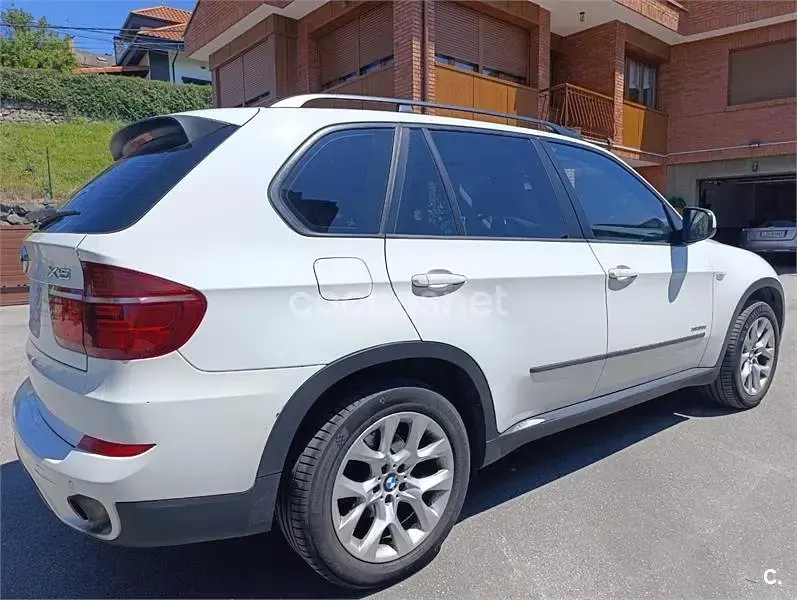 Usado BMW X5 245 CV (180 kW) 2012 Blanco SUV