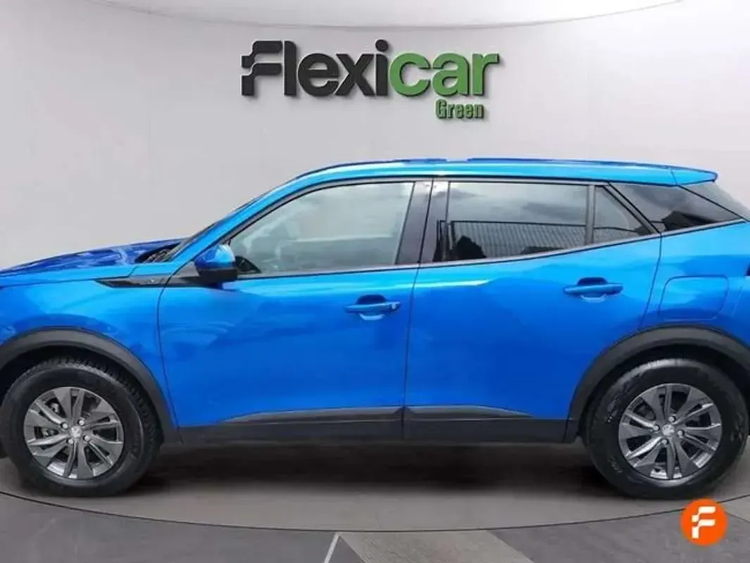 Usado Peugeot e-2008 Active 100 kW (136 CV) 2021 Azul SUV