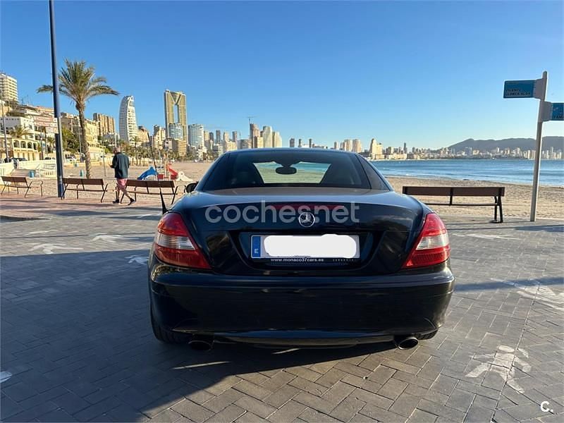 Usado Mercedes SLK200 163 CV (119 kW) 2005 Negro Descapotable