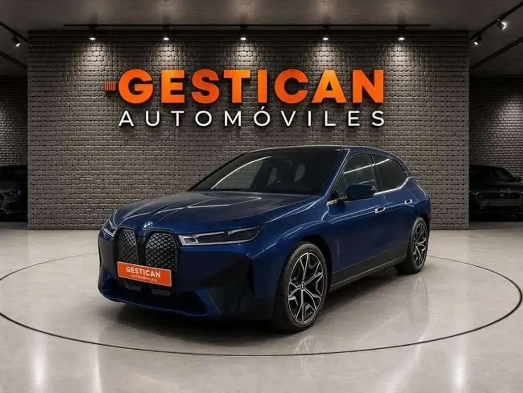Usado BMW iX 239 kW (326 CV) 2022 Azul SUV