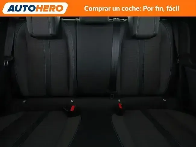 Usado Peugeot 208 Allure 101 CV (74 kW) 2020 Rojo Utilitario