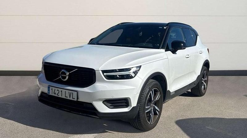 Usado Volvo XC40 R-Design 199 CV (146 kW) 2021 Blanco SUV