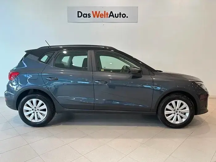 Usado Seat Arona Style 115 CV (84 kW) 2025 Gris SUV