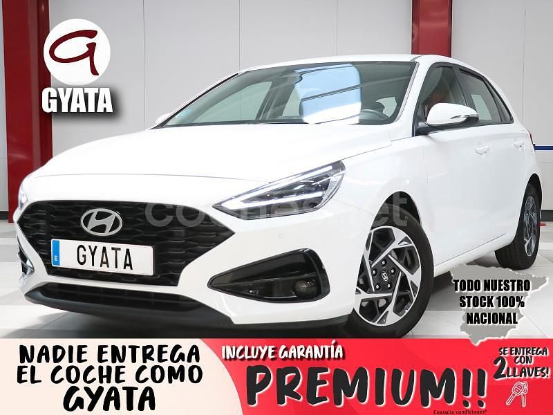 Blanco Usado 2025 Hyundai i30 Berlina | 18.990 € (Super precio) - Imagen 1/4