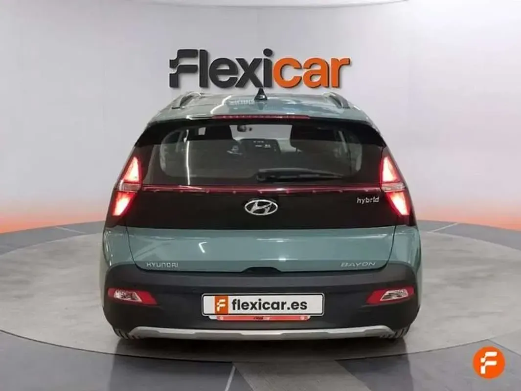 Usado Hyundai Bayon 101 CV (74 kW) 2023 Blanco SUV
