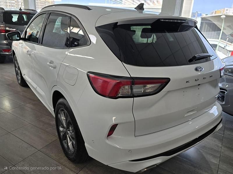Begagnad Ford Kuga ST-Line X 225 HK (165 kW) 2022 Vit SUV