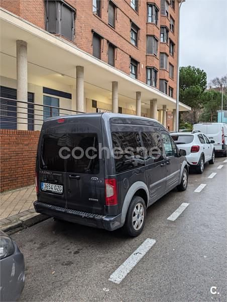 Usado Ford Tourneo Connect Trend 115 CV (84 kW) 2013 Azul Monovolumen