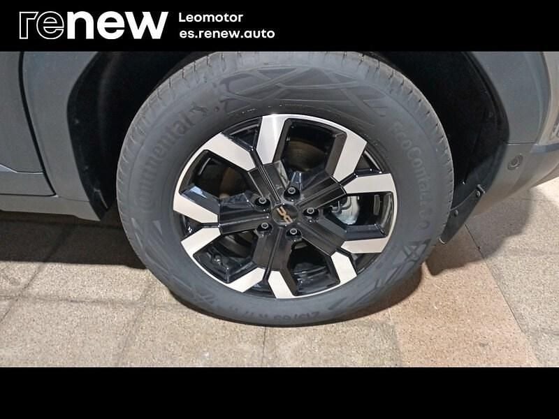 Usado Dacia Duster Extreme 143 HP (105 kW) 2025 Cinzento SUV