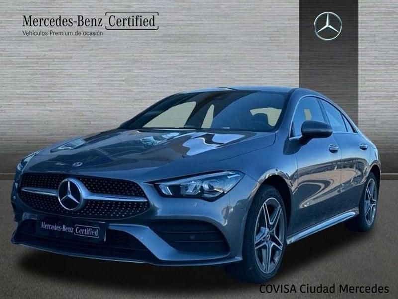 Gris Usado 2023 Mercedes CLA250e Berlina | 39.800 € (Buen precio) - Imagen 1/4
