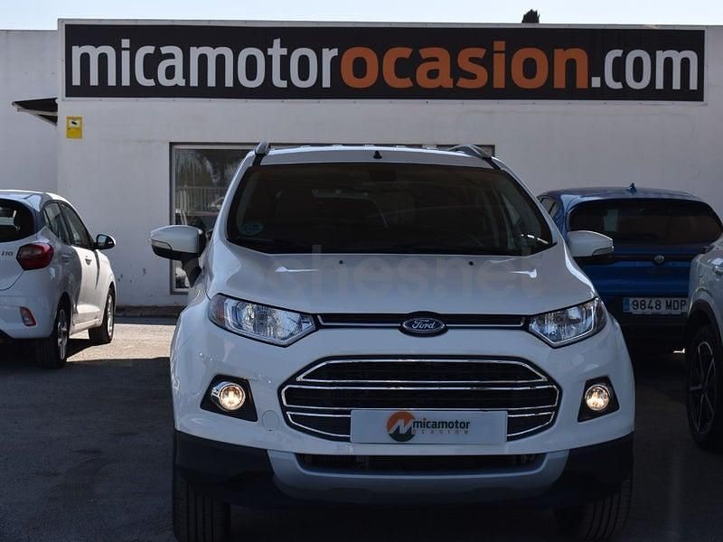 Usado Ford Ecosport Titanium 125 CV (91 kW) 2017 Blanco SUV