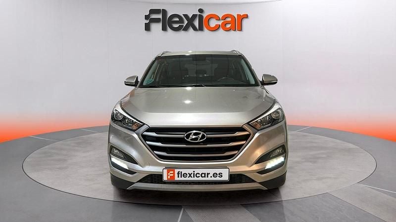 Usado Hyundai Tucson 115 CV (84 kW) 2017 Gris SUV