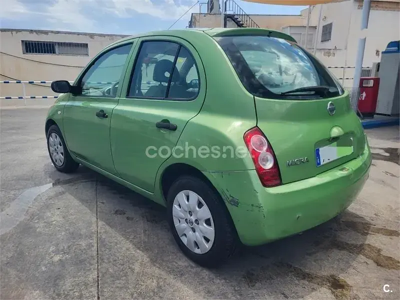 Usado Nissan Micra Visia 65 CV (47 kW) 2003 Verde Utilitario