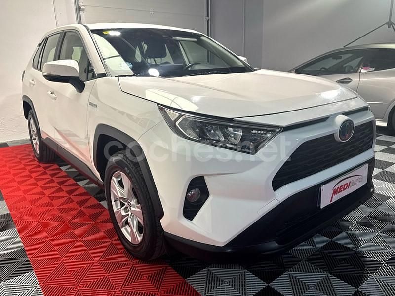 Usado Toyota RAV4 Hybrid Advance 222 CV (163 kW) 2020 Blanco SUV