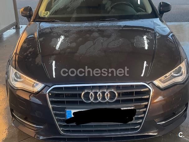Usado Audi A3 Ambition 105 CV (77 kW) 2014 Marrón Berlina
