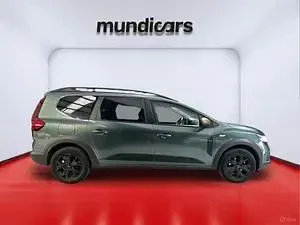 Usado Dacia Jogger Extreme 101 CV (74 kW) 2023 Verde Monovolumen