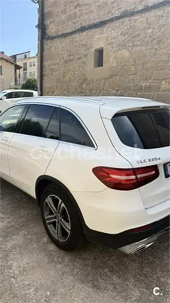 Usado Mercedes GLC220 170 CV (125 kW) 2018 Blanco SUV