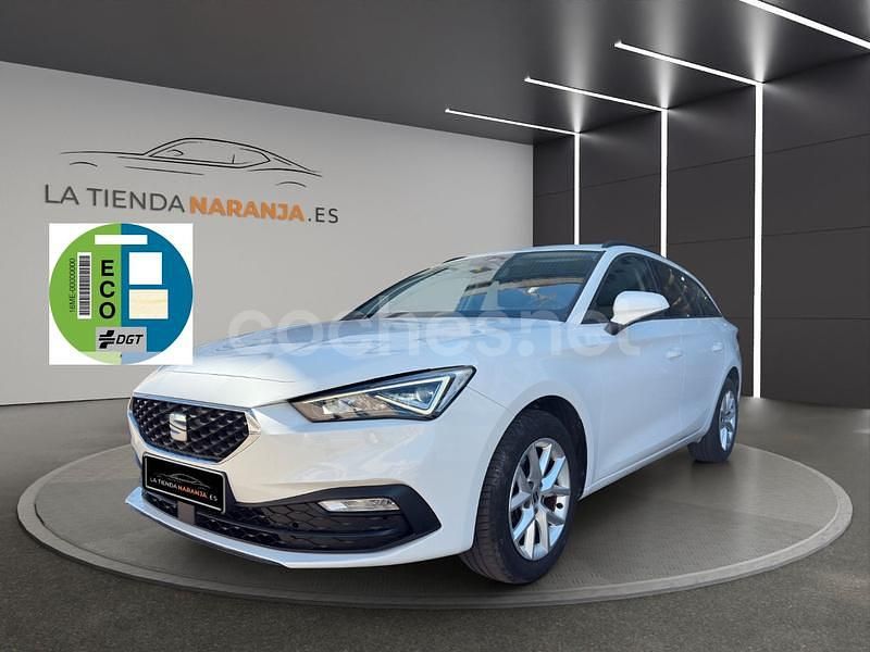 Blanco Usado 2022 Seat Leon Style Familiar | 19.900 € (Precio justo) - Imagen 1/4