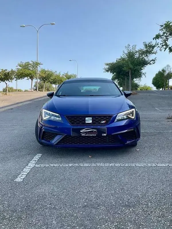 Usado Seat Leon ST CUPRA 300 CV (220 kW) 2018 Azul Familiar