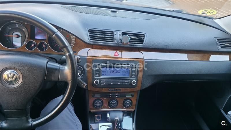 Brugt VW Passat Highline 140 HK (102 kW) 2006 Blå Sedan