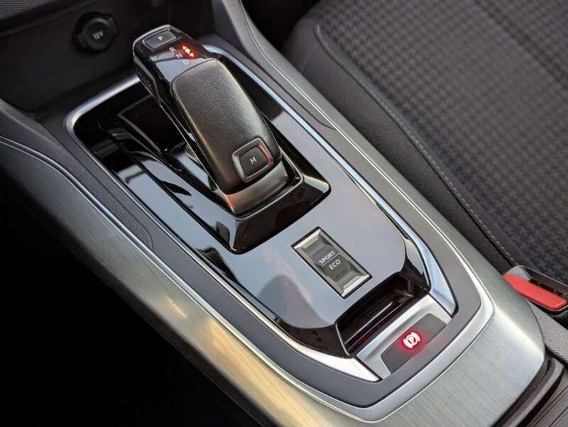 Gris Usado 2021 Peugeot 308 Allure Familiar | 12.950 € (Buen precio) - Imagen 1/4