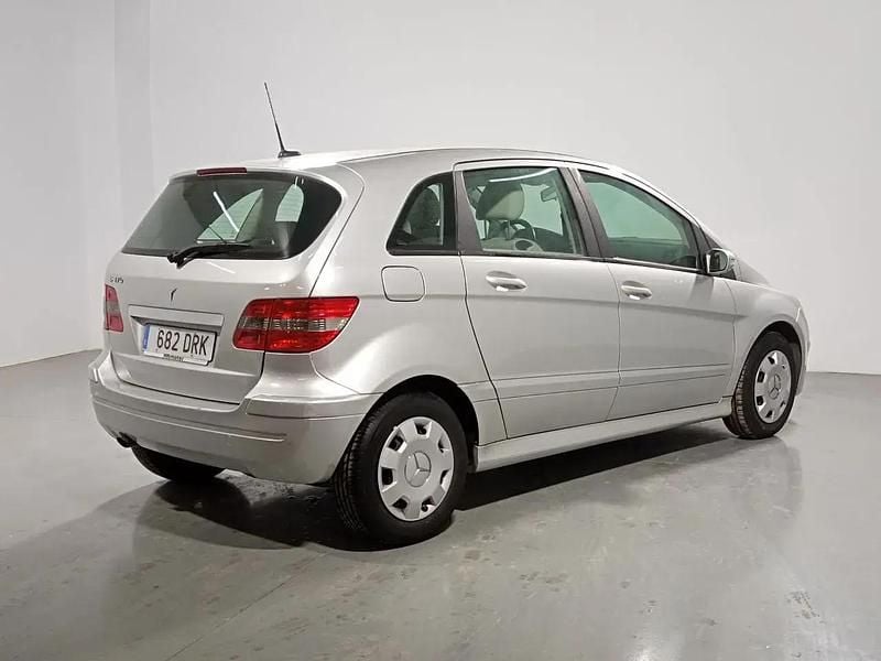 Usado Mercedes B170 117 CV (86 kW) 2005 Monovolumen